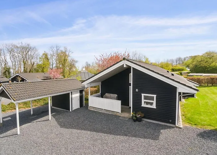 Holmwith - 200m From The Sea By Interhome Nyaraló